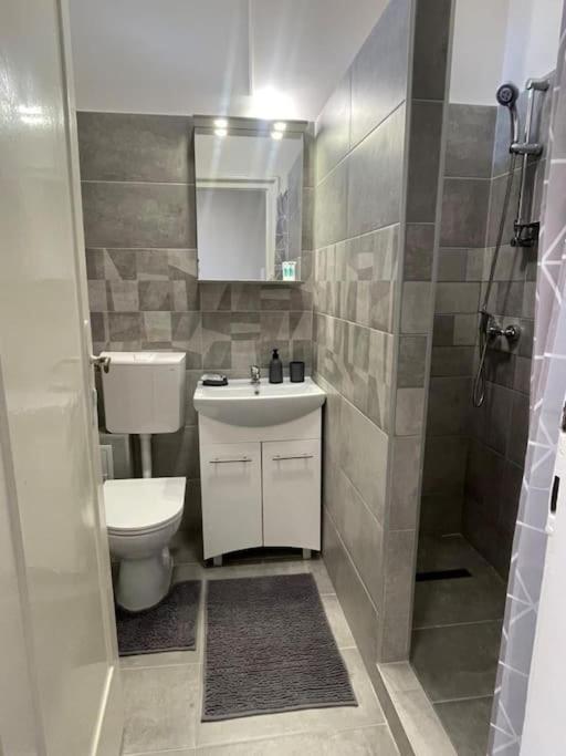Joy City Stay Colonel Enescu 3 Timisoara Ngoại thất bức ảnh